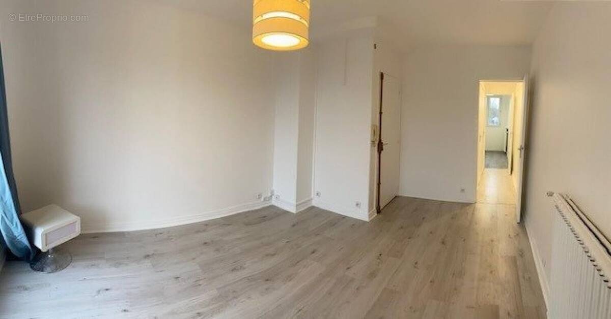 Photo 1 - Appartement à SAINT-MAUR-DES-FOSSES