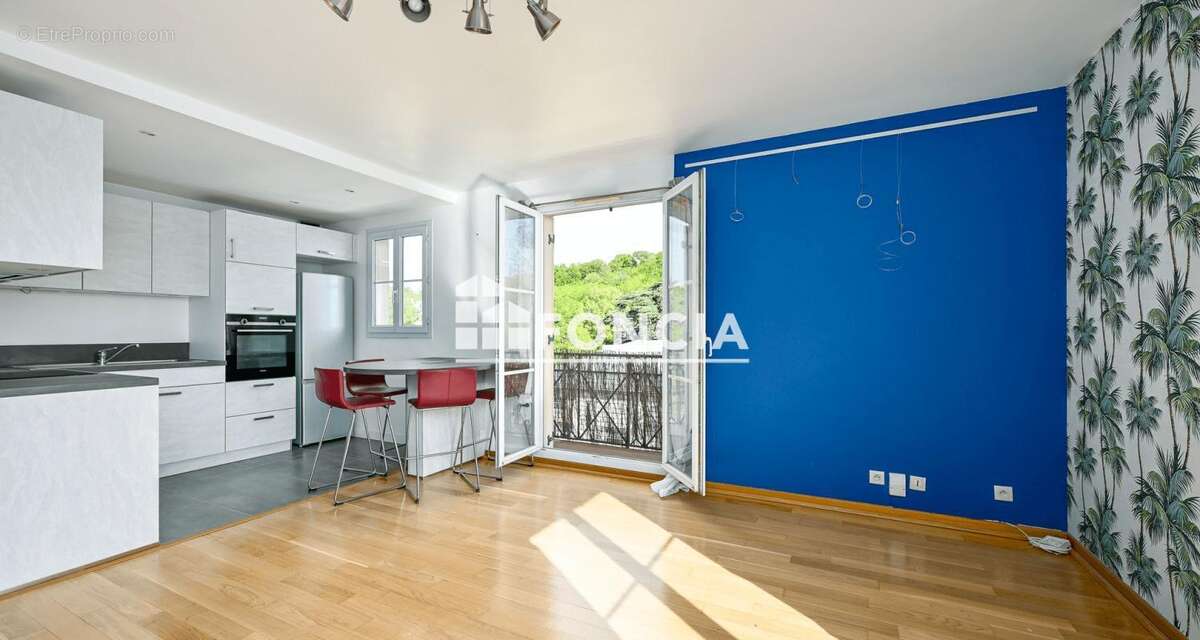 Appartement à LE PLESSIS-ROBINSON