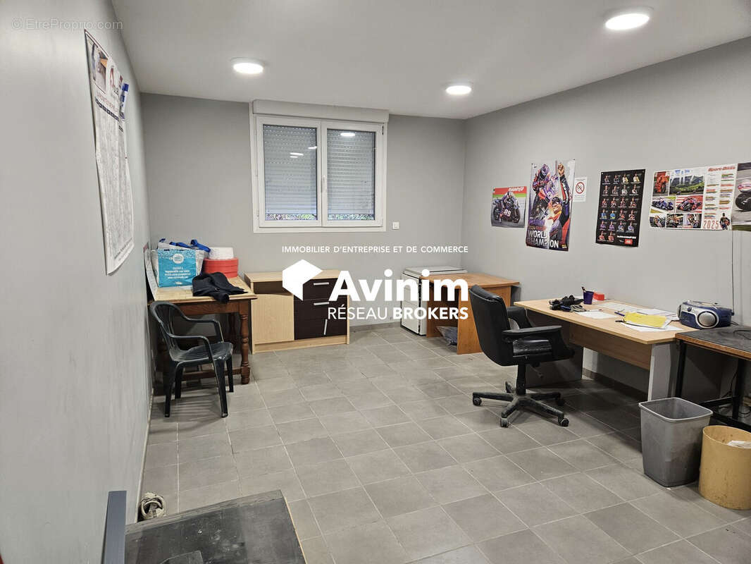 Commerce à SAINT-MARTIN-DU-MONT