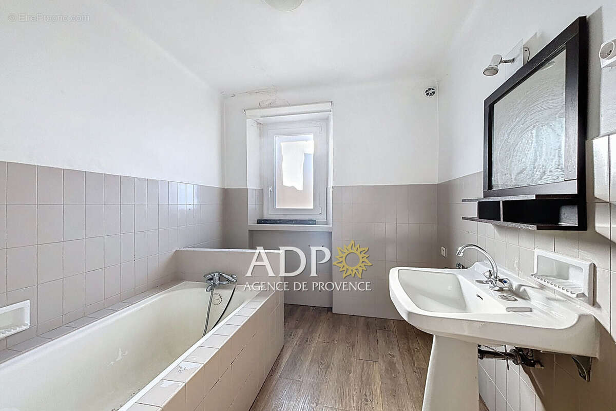 Appartement à SAINT-VALLIER-DE-THIEY