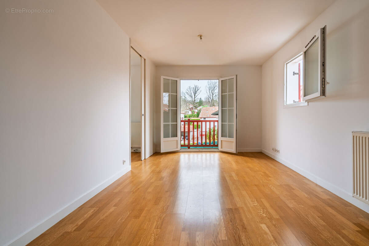 Appartement à URRUGNE