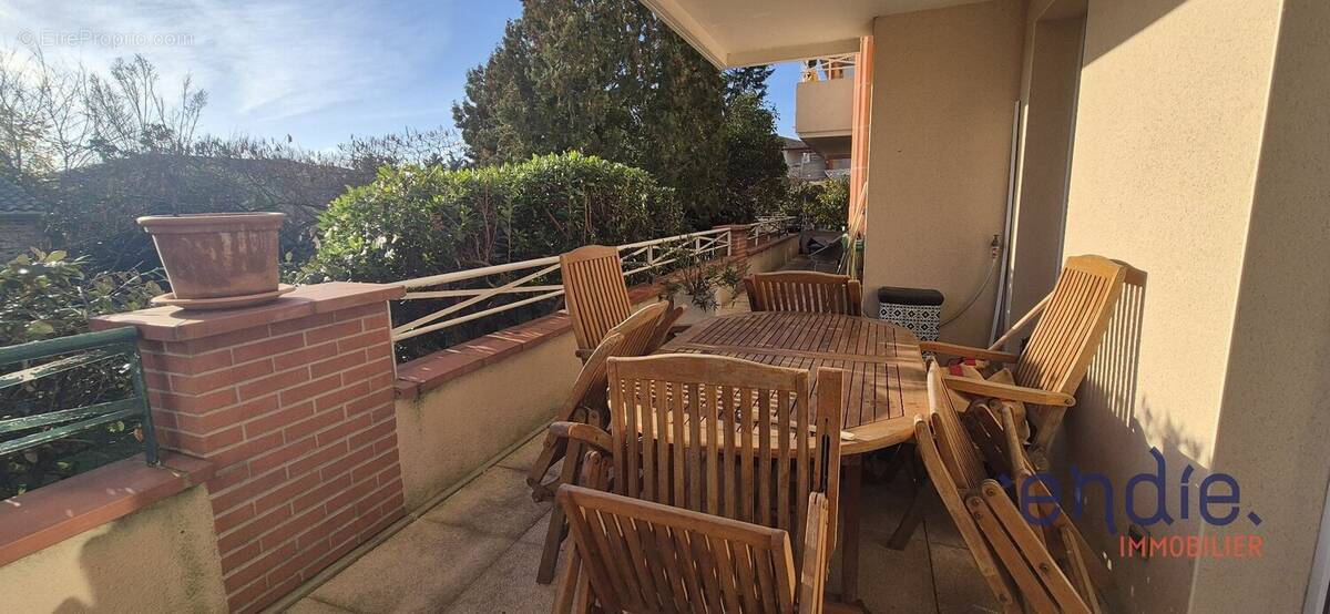 Appartement à CASTELGINEST