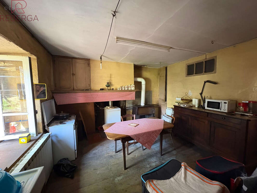 Maison à LACABAREDE
