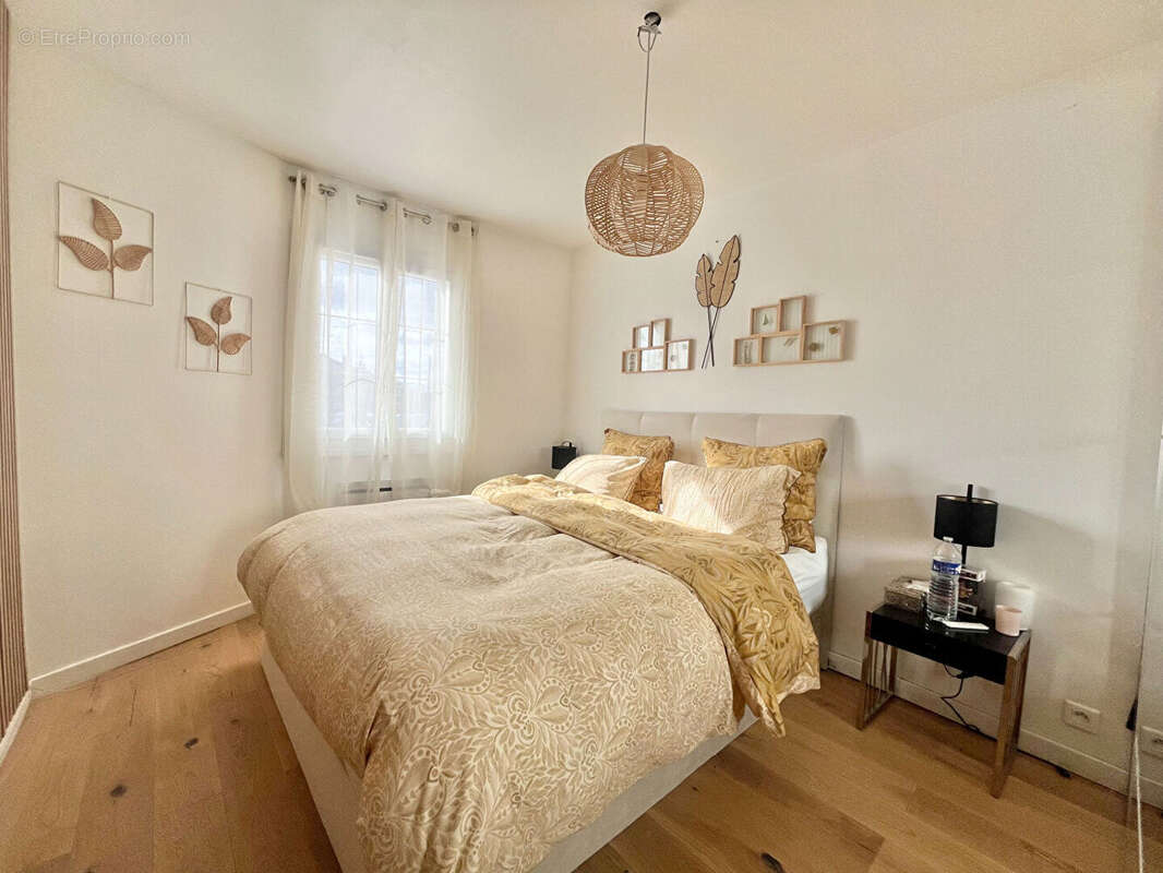 Maison à SARTROUVILLE