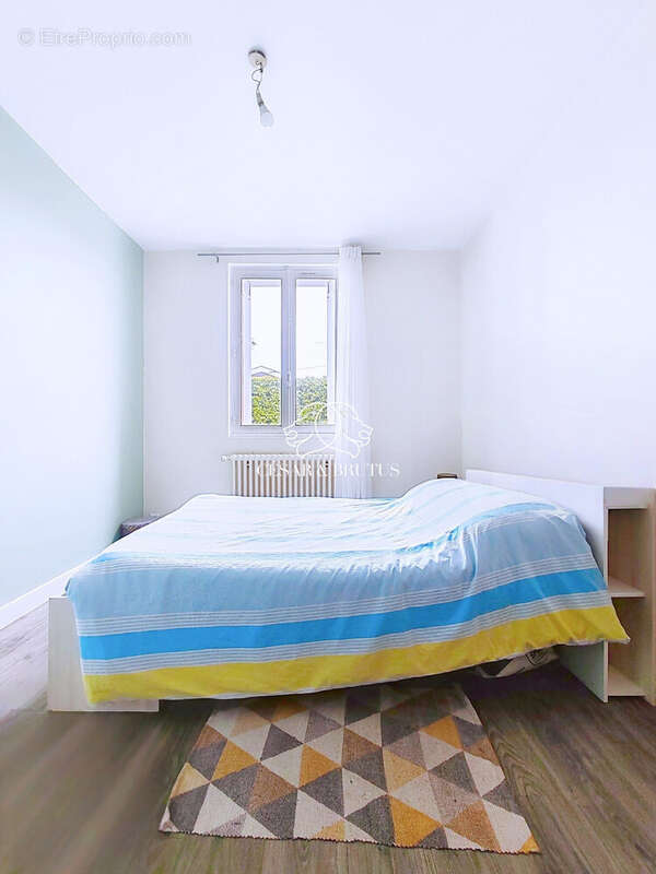 Maison à JASSANS-RIOTTIER