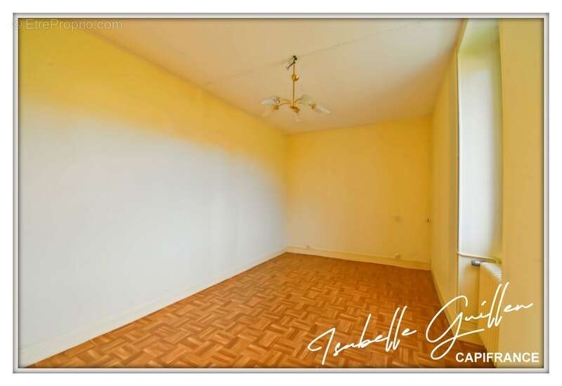 Maison à SAINT-MAUR