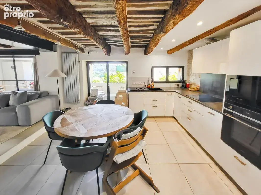 Exclusivite -  maison de village - t3 - terrasse - centre village - photo 2