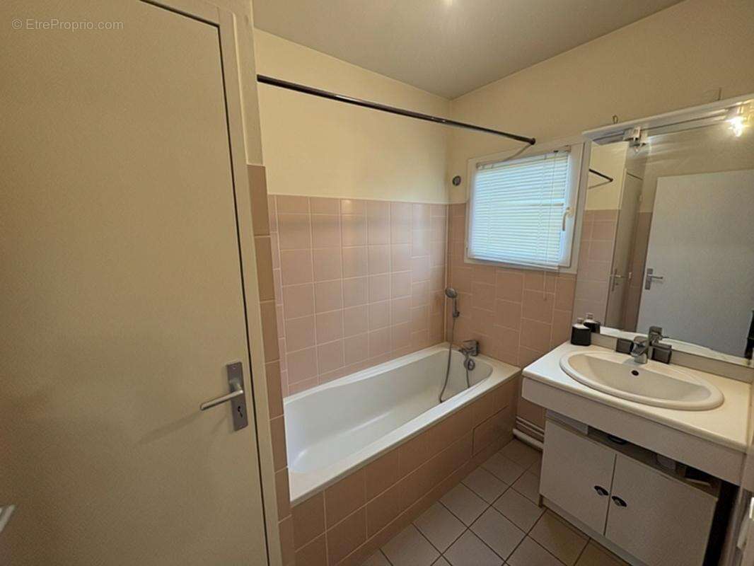 Appartement de 67 m² type 2 pièces proche toutes commodités - photo 8