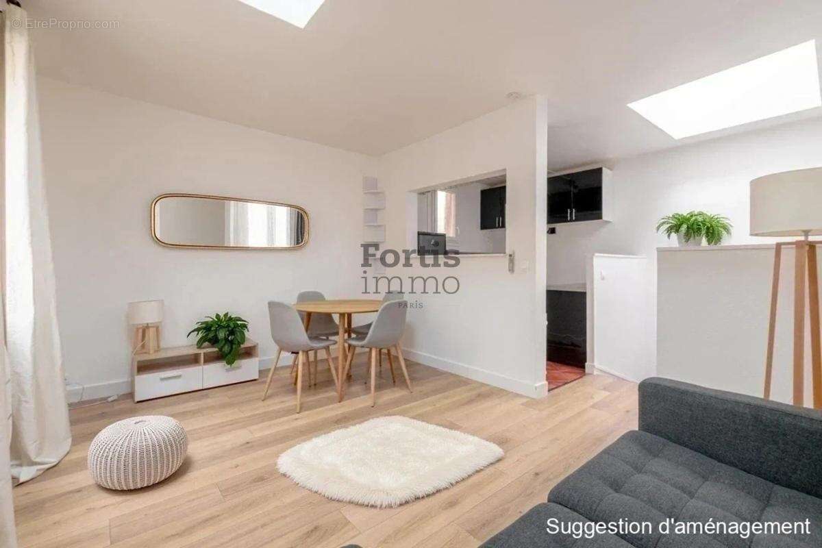 Appartement à PARIS-16E