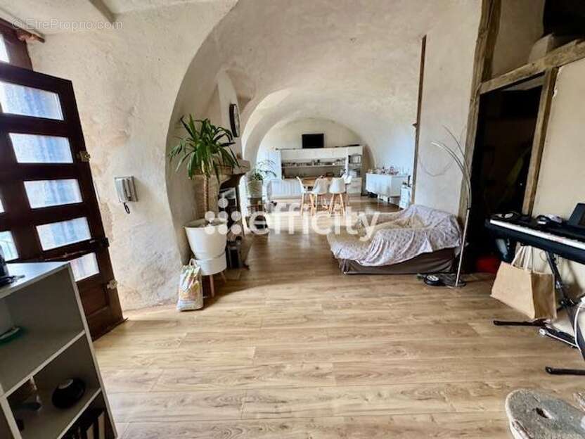 Appartement à THIERS