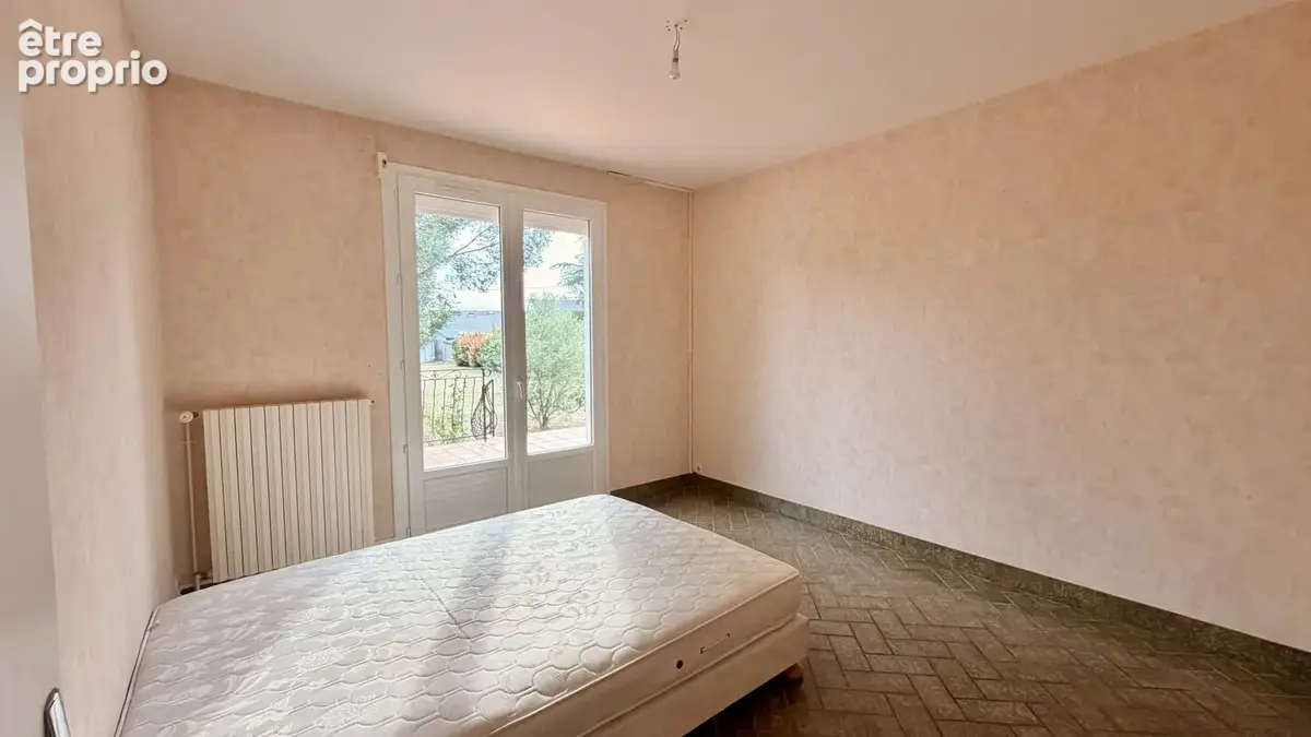 BRIARE - Maison familiale 178m2 + garage camping car - photo 10