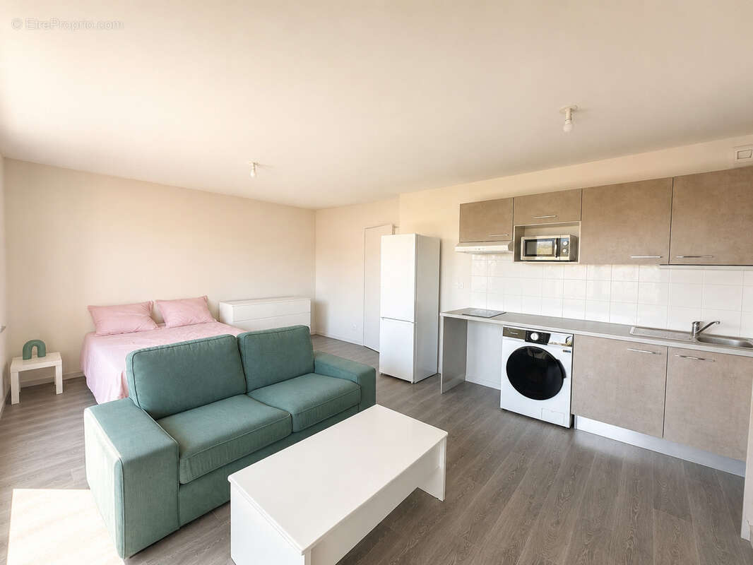 Appartement 1 piece 37 m2 a puget-sur-argens vendu loue - photo 2