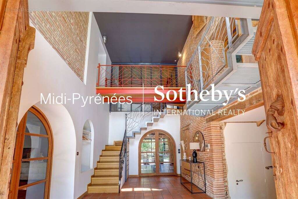 Maison à LAYRAC-SUR-TARN