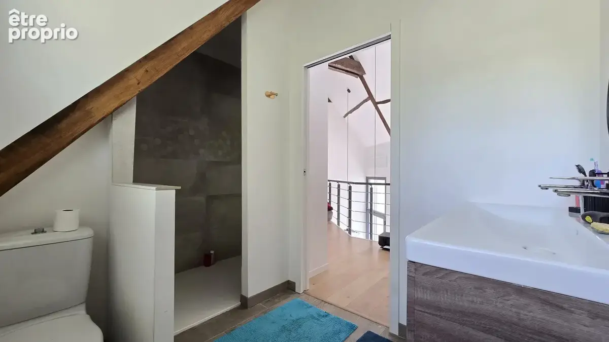 Maison  atypique sur 3 niveaux - 3 chambres - jardin - - photo 14
