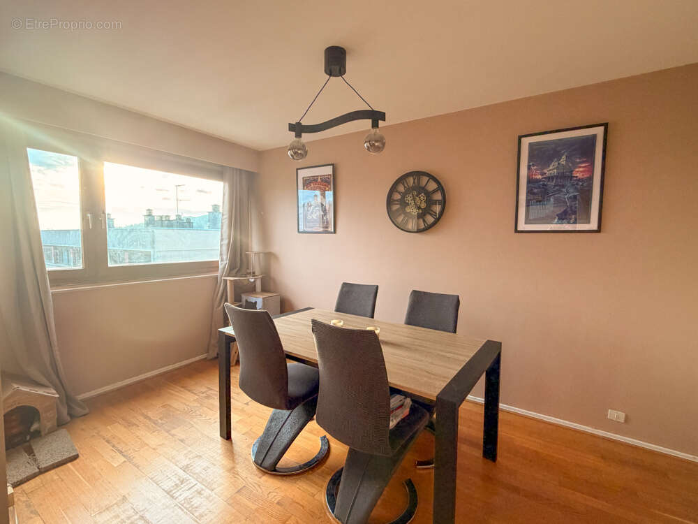 Appartement à LE BAN-SAINT-MARTIN