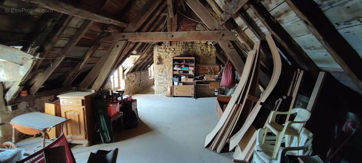 Maison à VALZERGUES