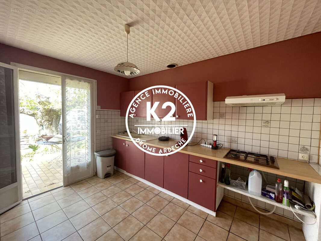 Maison à MONTELIMAR