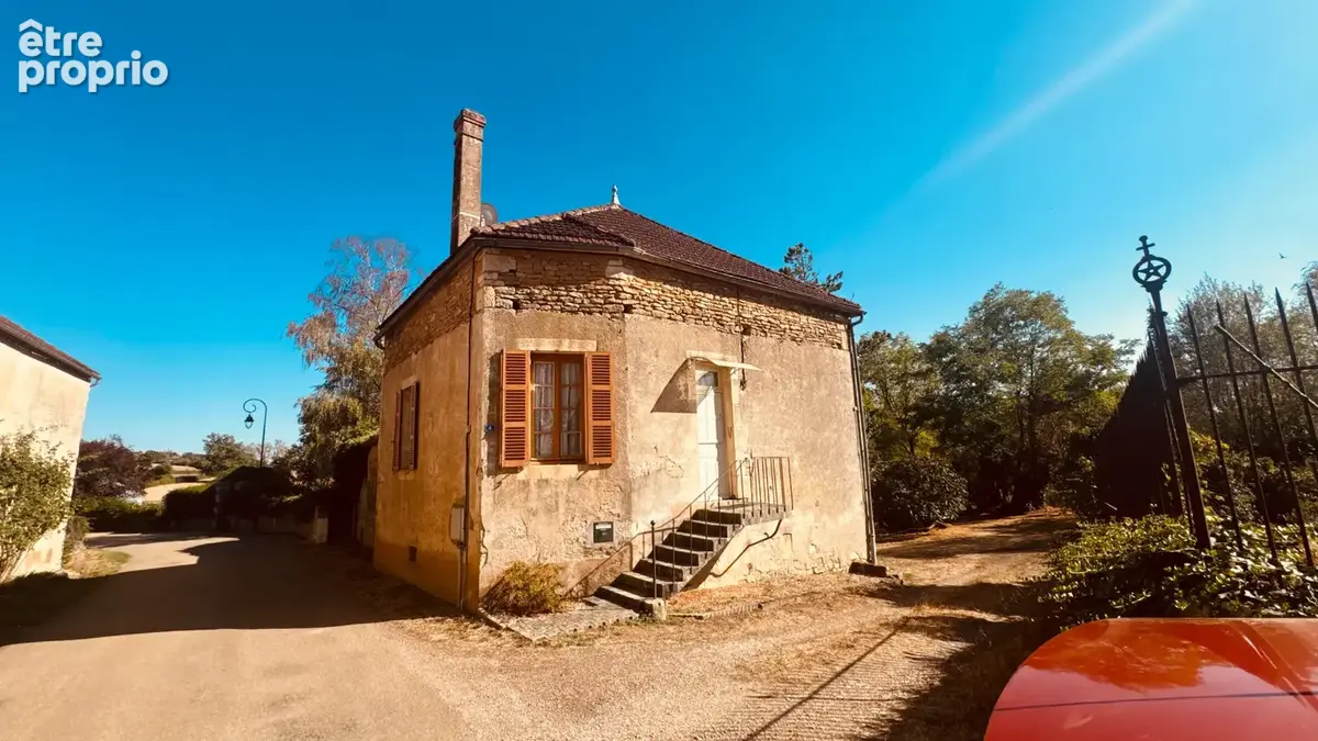 Maison de village à rénover à THORY ( 89200)  au prix de 35 000 € avec cour et potager. - photo 3