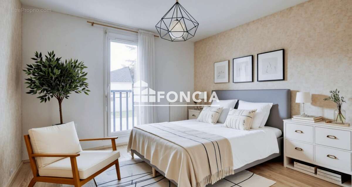 Appartement à AVRILLE