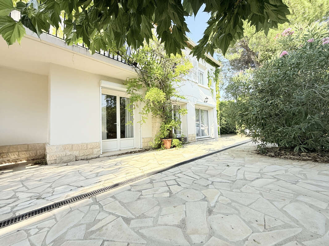 Maison à CALVISSON