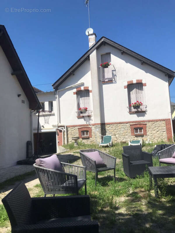 Maison à LAMOTTE-BEUVRON