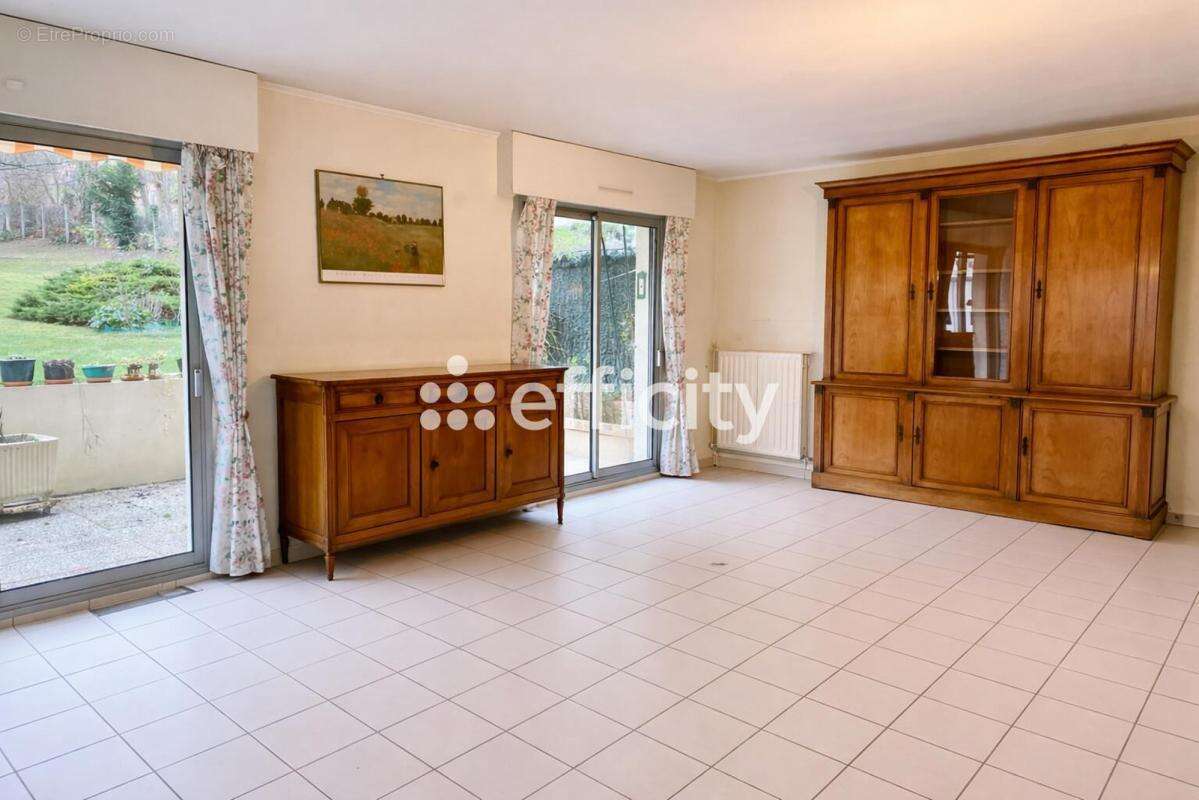Appartement à RUEIL-MALMAISON