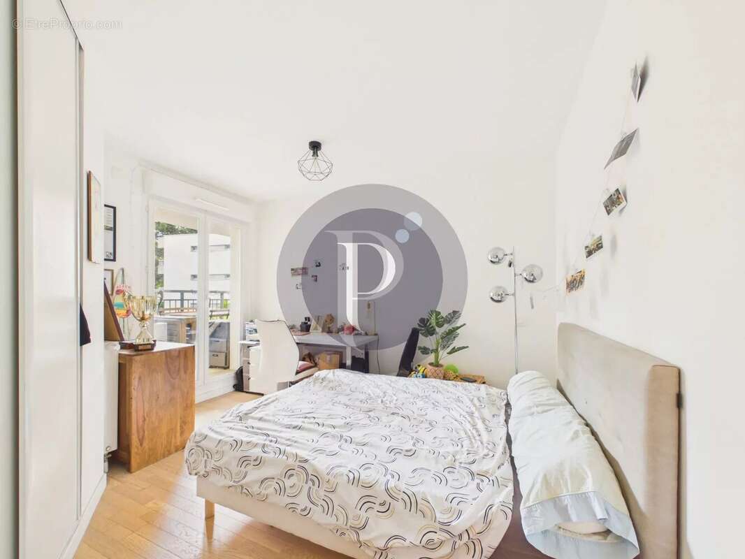 Appartement à LE PLESSIS-ROBINSON