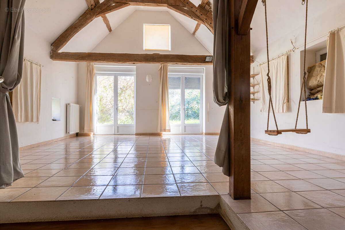 Maison Meillers 6 pièces 224 m² - photo 4