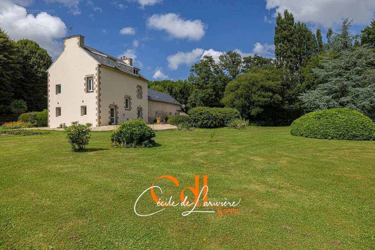 Photo 4 - Maison à LANDIVISIAU