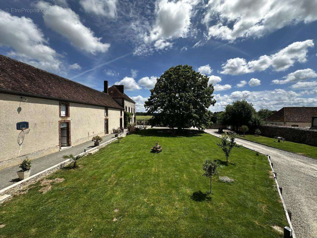 Maison à NEUILLY-SUR-EURE