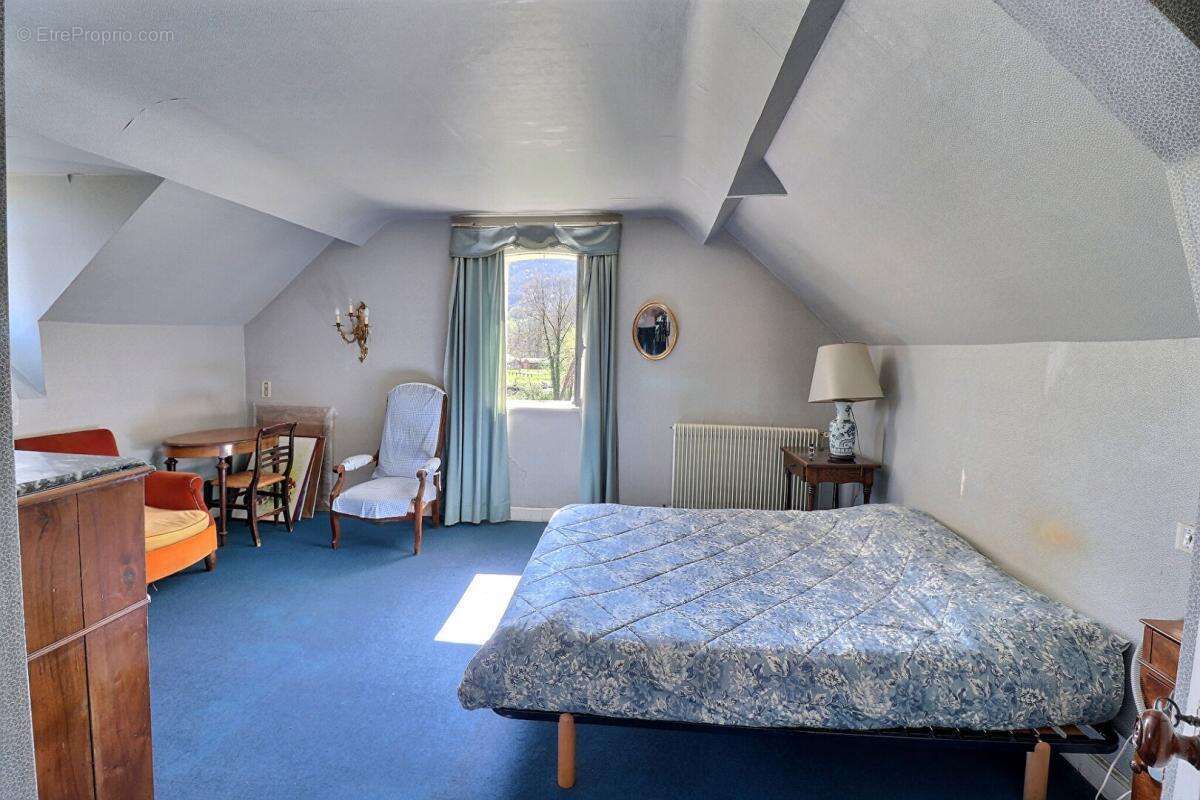 Maison à SAINT-PE-DE-BIGORRE