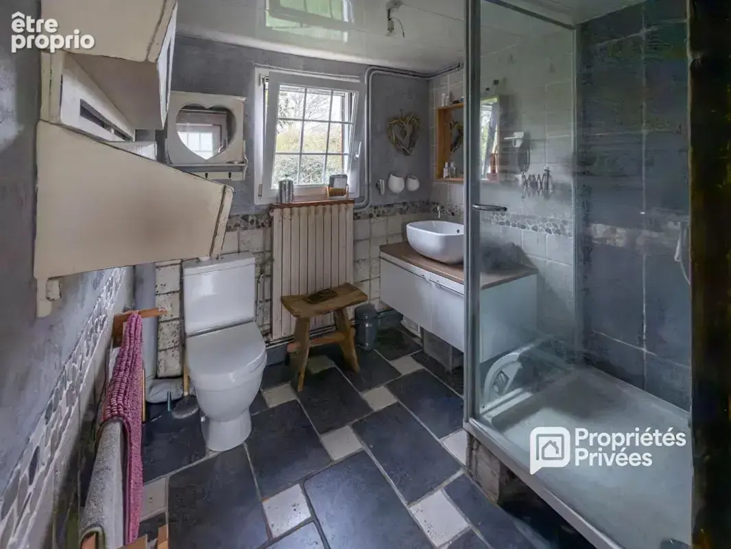 Mesnils-sur-iton longère de 160 m², piscine, dépendances, cadre bucolique - 279 900  hai - photo 10