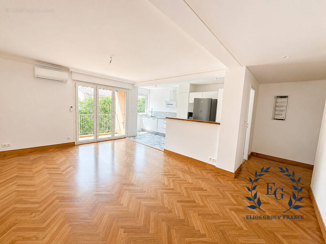 Appartement à MARSEILLE-6E