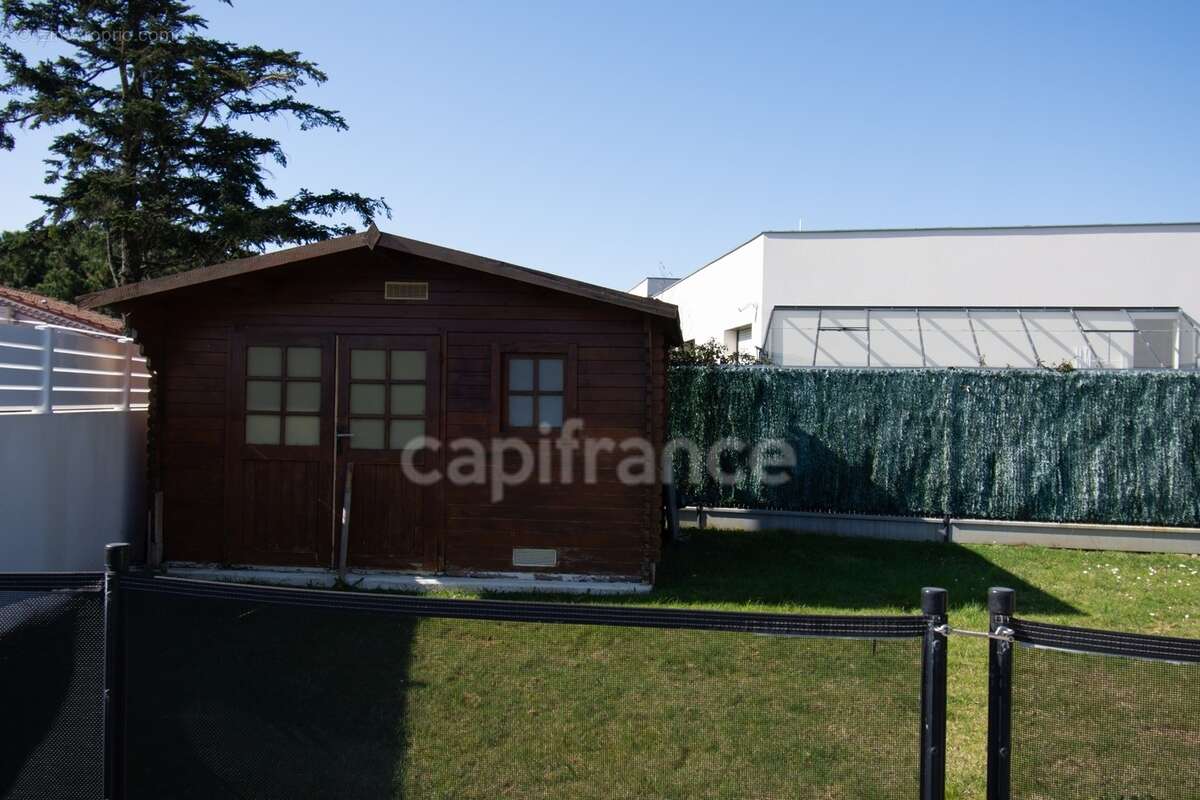 Vaux-sur-mer – maison 160 m² avec piscine, à proximité de pontaillac - photo 18