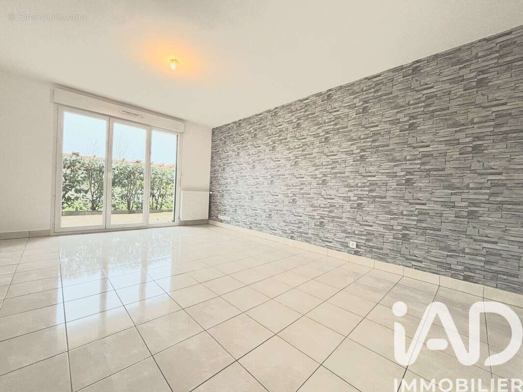 Appartement 42 m² à Ferrieres-En-Brie  - photo 2