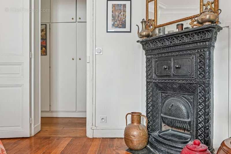 Appartement à NEUILLY-SUR-SEINE