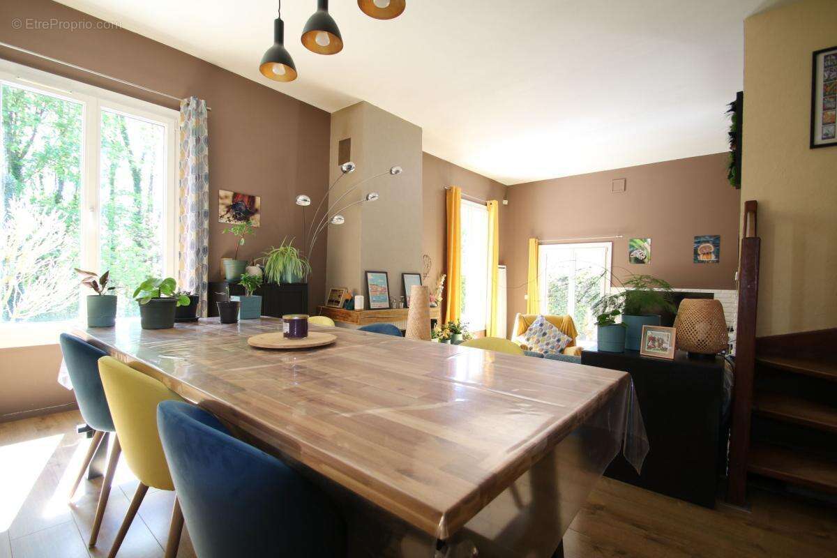 EXCLUSIVITÉ : Maison de Charme avec Vue Lac – Vaulx-Milieu (9 min Gare La Verpillière) - photo 18