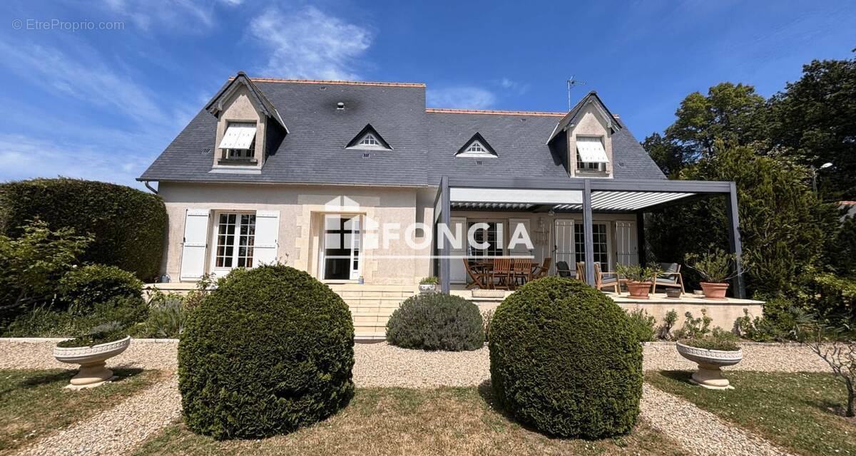 Maison à LA CROIX-EN-TOURAINE