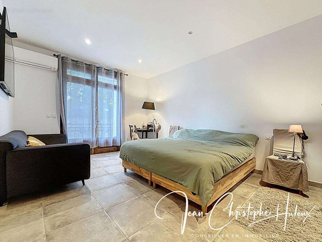 Maison à SAINT-GILLES