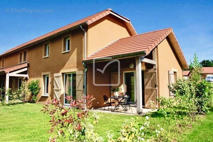 Appartement à ALVIGNAC