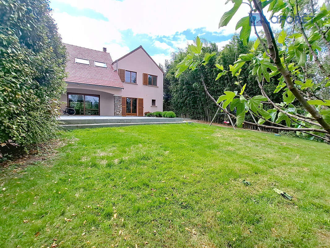 Maison à CHALIFERT