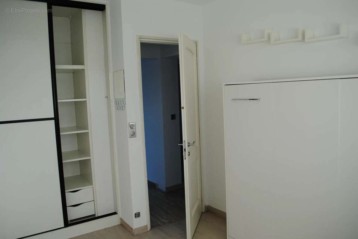 Appartement à VILLENEUVE-LOUBET