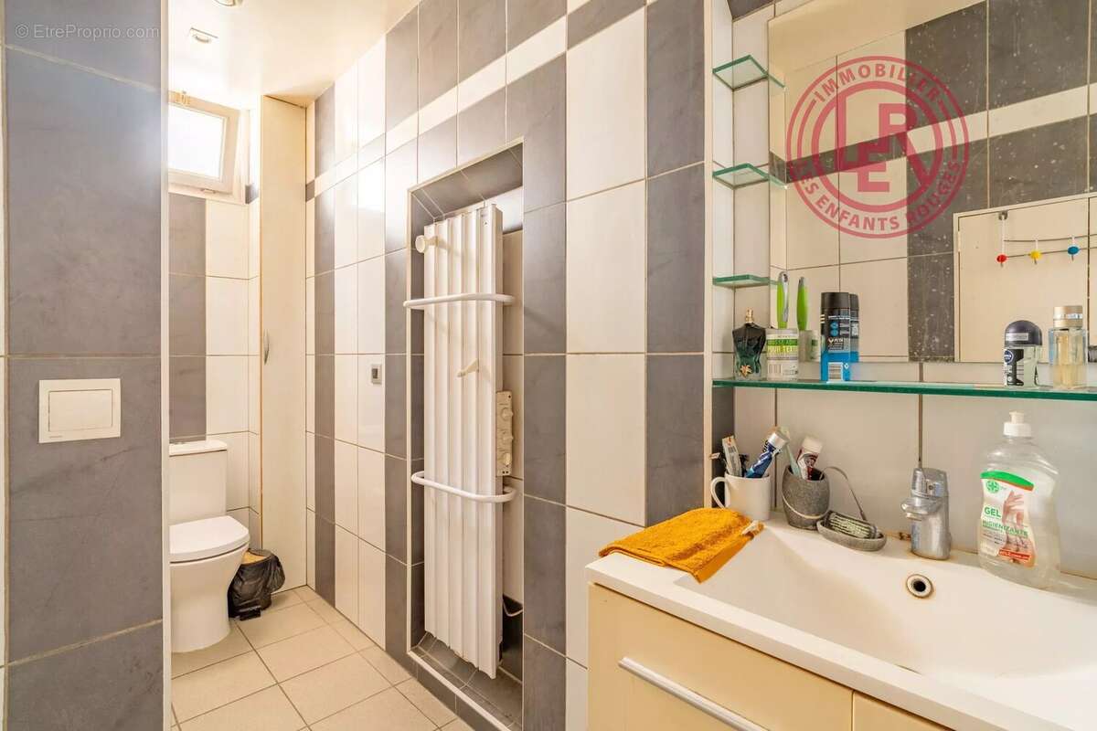Appartement à PARIS-11E