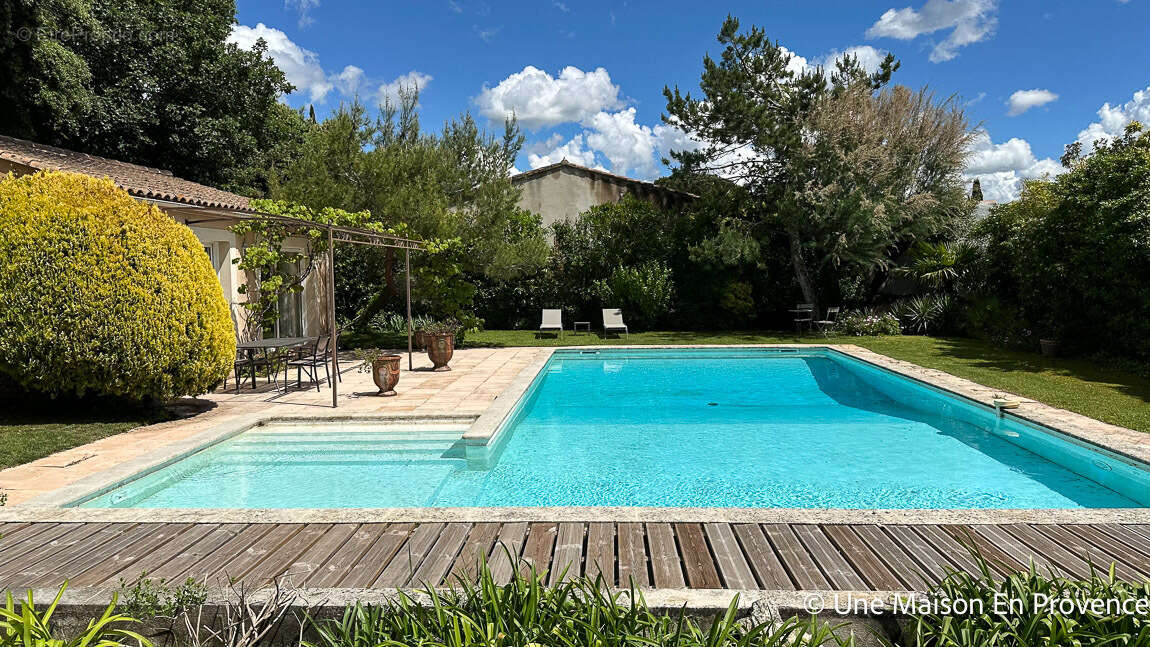 Maison à TAVEL