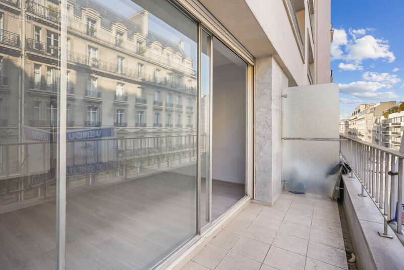 Appartement Paris 3 pièce(s) - photo 2