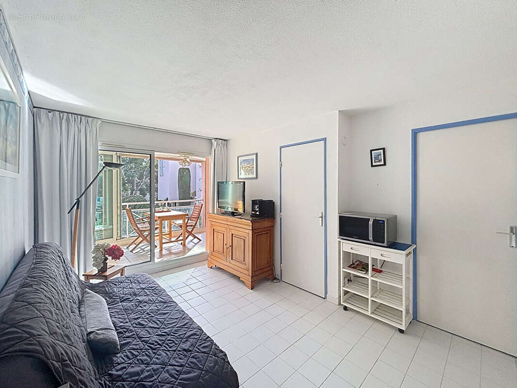 Appartement 39 m² à Six-Fours-Les-Plages  - photo 3