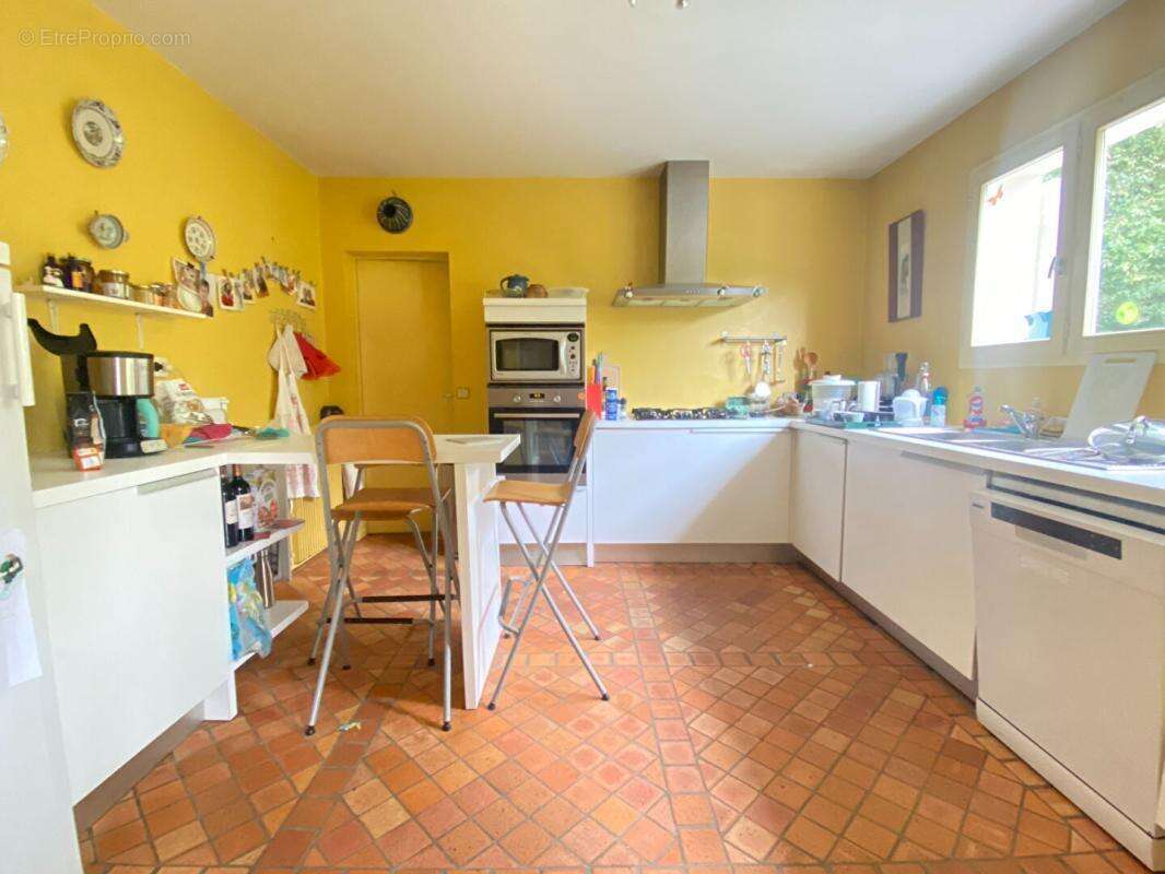 Belle maison de 4 ch sur magnifique jardin dans un quartier résidentiel d'Eysines, intra rocade 210 m2 - photo 10