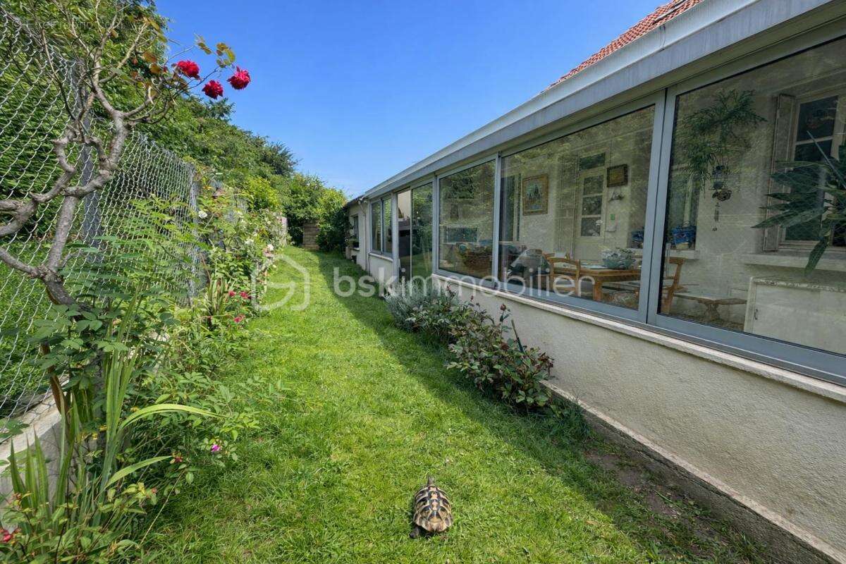 Maison à L'HAY-LES-ROSES