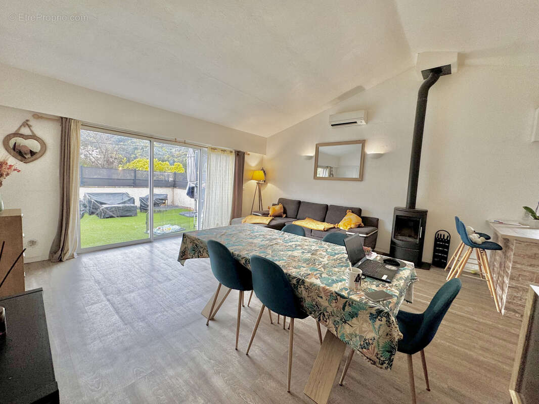 Appartement à PEGOMAS