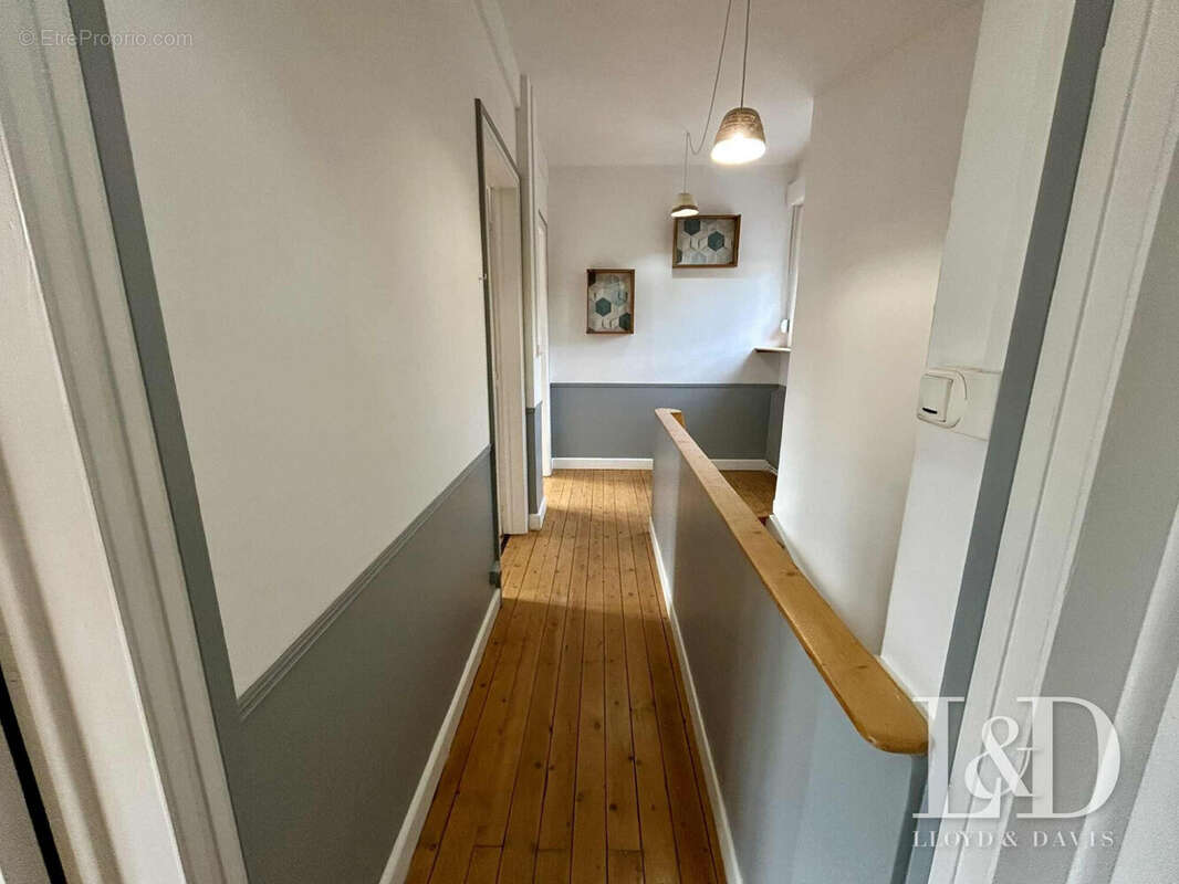 Maison à MORTAGNE-DU-NORD